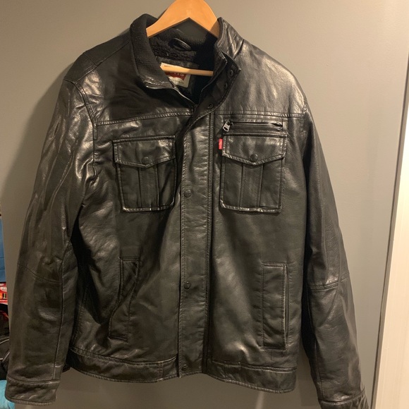 Levi's Other - Men’s leather jacket
